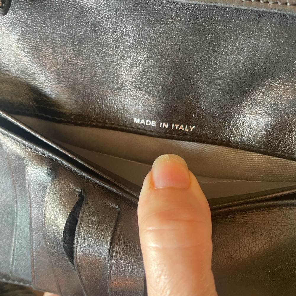 🌟🌟HOST PICK🌟🌟Chanel Gorgeous Patent Leather Long Wallet - Picture 8 of 12